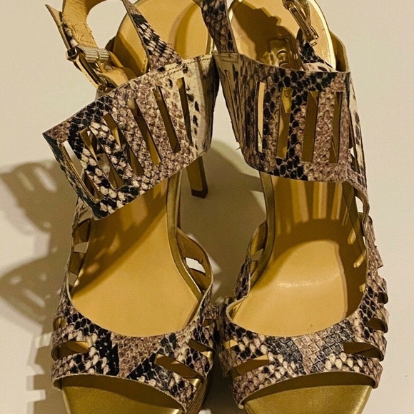 Guess Los Angeles Snake Pattern Pump Heels 9 Medium - Picture 4 of 13